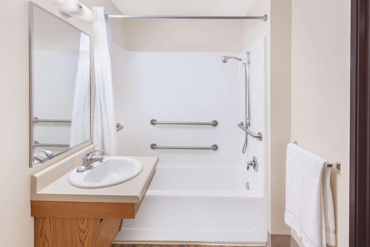 Woodspring Suites Ankeny Des Moines Extérieur photo